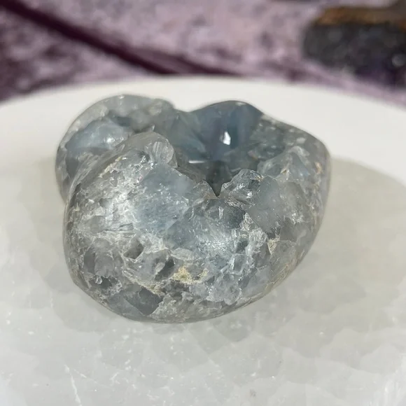 Celestite heart - Picture 3 of 4
